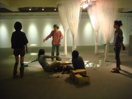 20111004-1006參展藝術家-陳淑強佈展